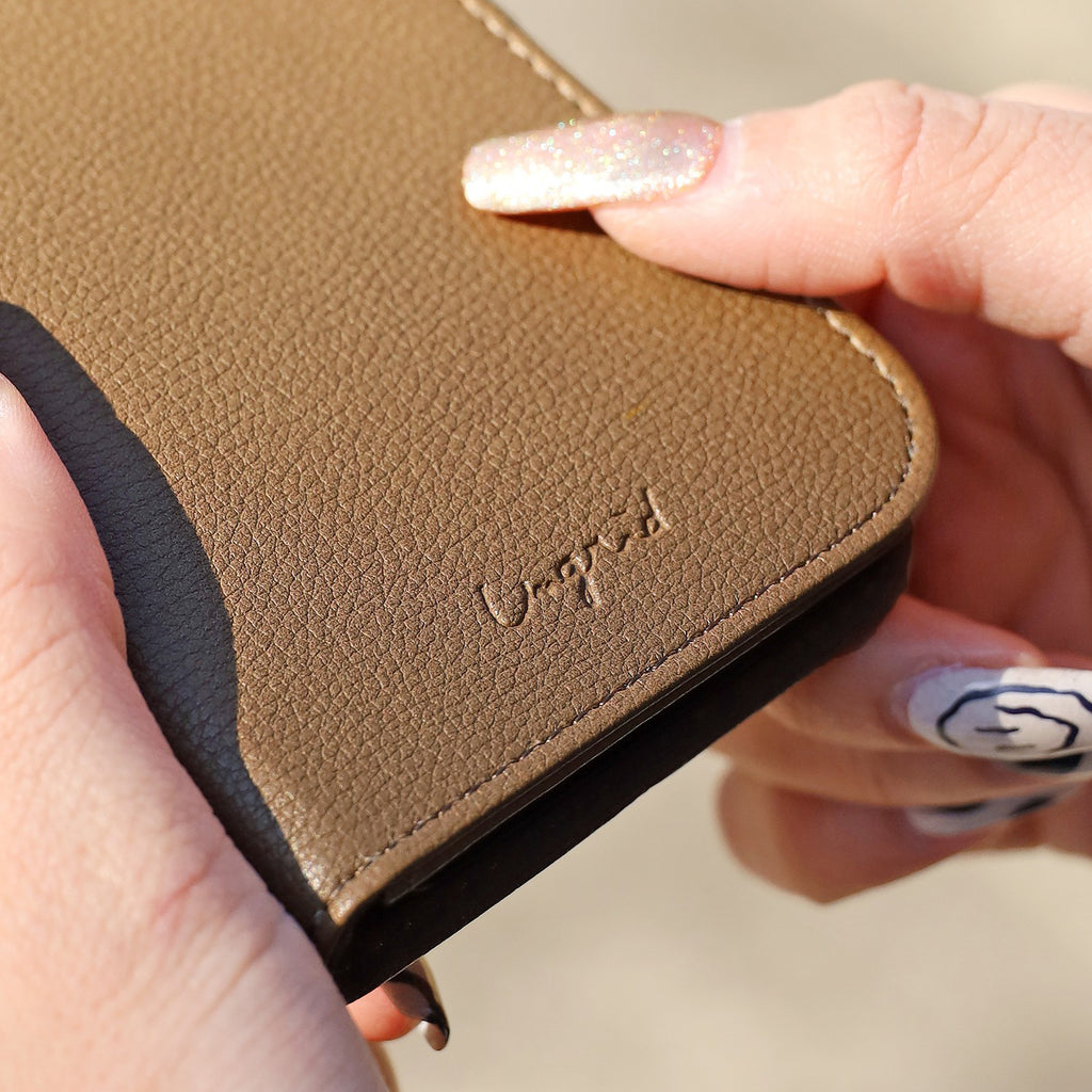 Ungrid Book Type Case BROWN【iPhone 12 /12 Pro対応】 4589676565144